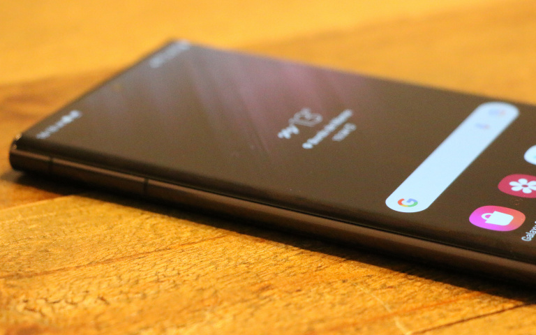 Galaxy S22 Ultra : Samsung veut créer un smartphone élégant et  indestructible