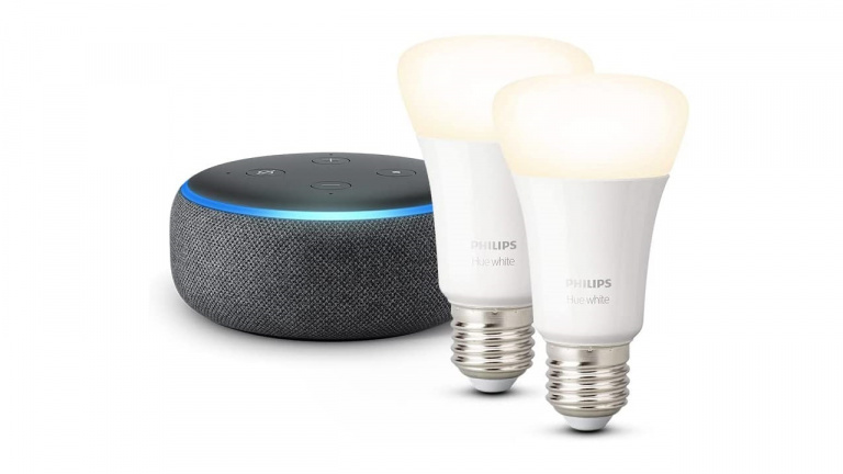 Maison connectée : un pack avec une enceinte Echo Dot et des ampoules Philips Hue à moitié prix sur Amazon