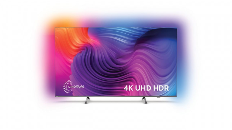 Enfin une grande TV 4K pour pas cher ! Mieux, la Philips The One en promo embarque l'Ambilight