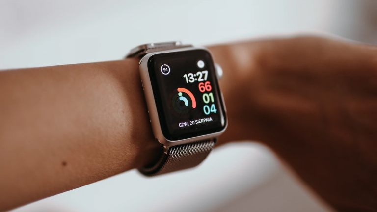 L’Apple Watch utilisée par les médecins contre la maladie de Parkinson