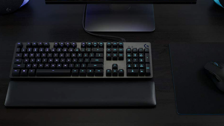 Ce clavier gamer Logitech G513 avec repose-poignets est à -50 %