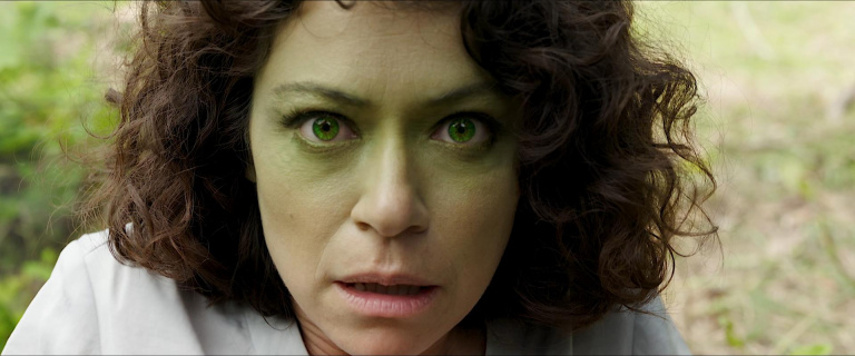 She-Hulk : Découvrez comment elle a obtenu ses pouvoirs dans le nouveau trailer de la série Marvel