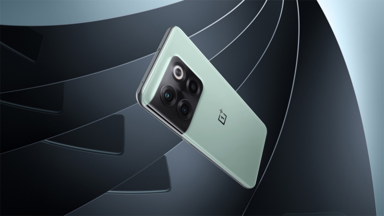 Le smartphone OnePlus 10T 5G est officiel, le processeur le plus puissant du moment est à bord