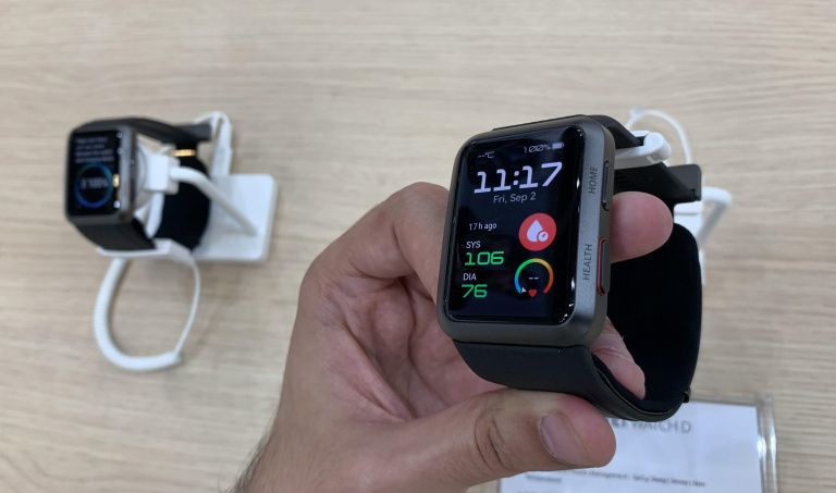 Avec cette montre connectée, Huawei veut dépasser l’Apple Watch et prendre votre tension