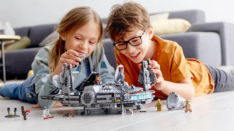 LEGO : rejoignez l’équipage du Faucon Millenium avec ce set en promotion