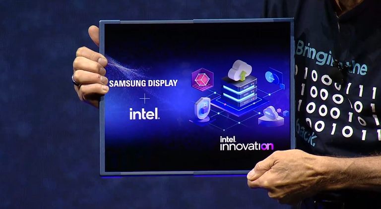 Intel nous annonce des folies : Carte graphique Arc, synchro iPhone avec PC, tablette enroulable...