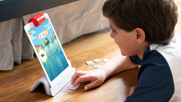 Osmo permet-il vraiment aux enfants d'apprendre à coder ? On a testé ce jeu éducatif mêlant virtuel et réel
