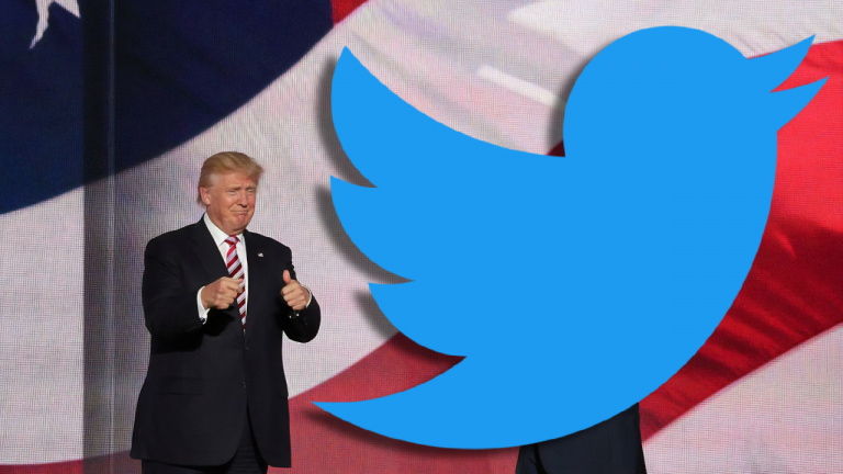 Twitter : entre licenciements et départs forcés, Donald Trump fait son grand retour !