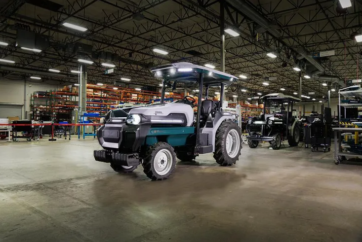Ce tracteur est piloté automatiquement grâce à une IA Nvidia