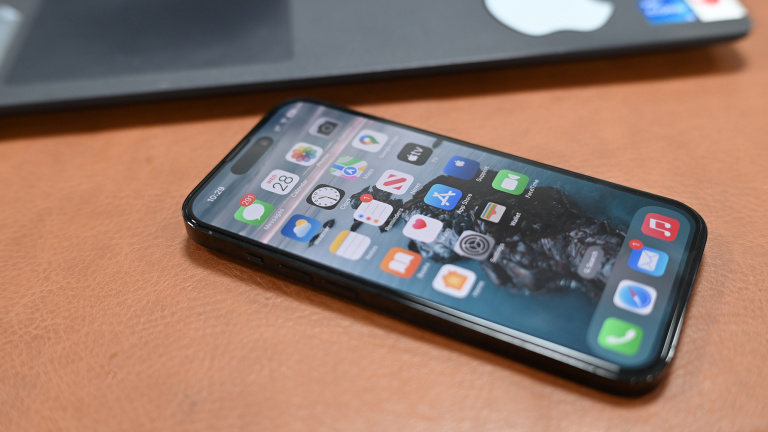 L’iPhone 15 Pro pourrait se passer totalement de boutons physiques : mais que prépare Apple ?