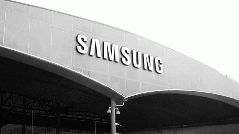 Soldes : Samsung veut briser les prix avec son pack spécial personnalisable ! Smartphones, montre connectées, écrans, tout y passe !