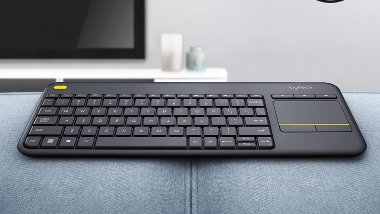 Soldes : ce clavier change votre Smart TV en PC ! Et il est en promo ! 