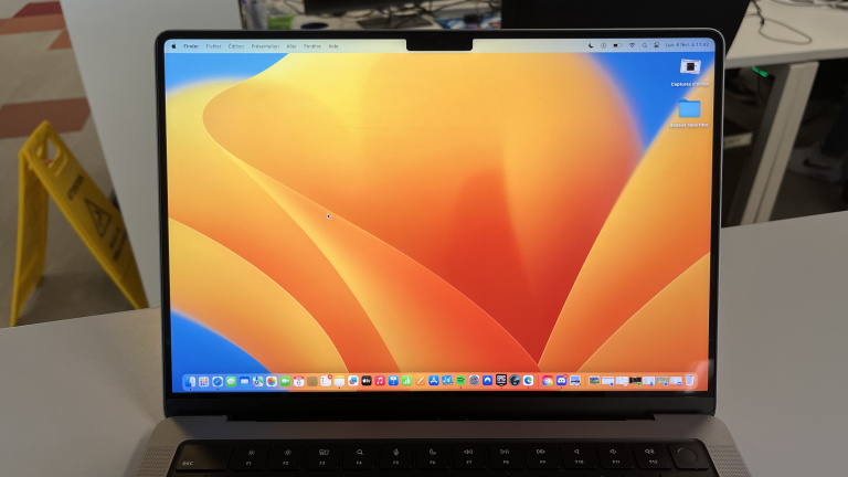 Test du MacBook Pro (M2 Pro) : émuler un jeu Windows pendant une