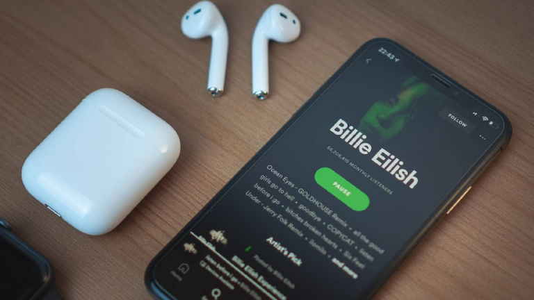 Comment associer Shazam et Spotify sur iPhone et créer une playlist automatique ? L'astuce qui change tout