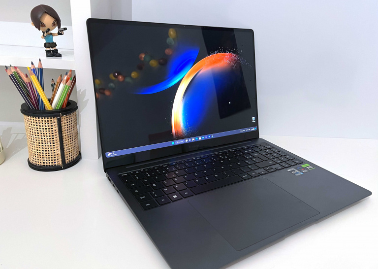 Test Samsung Galaxy Book3 Ultra : le PC portable ultime ?