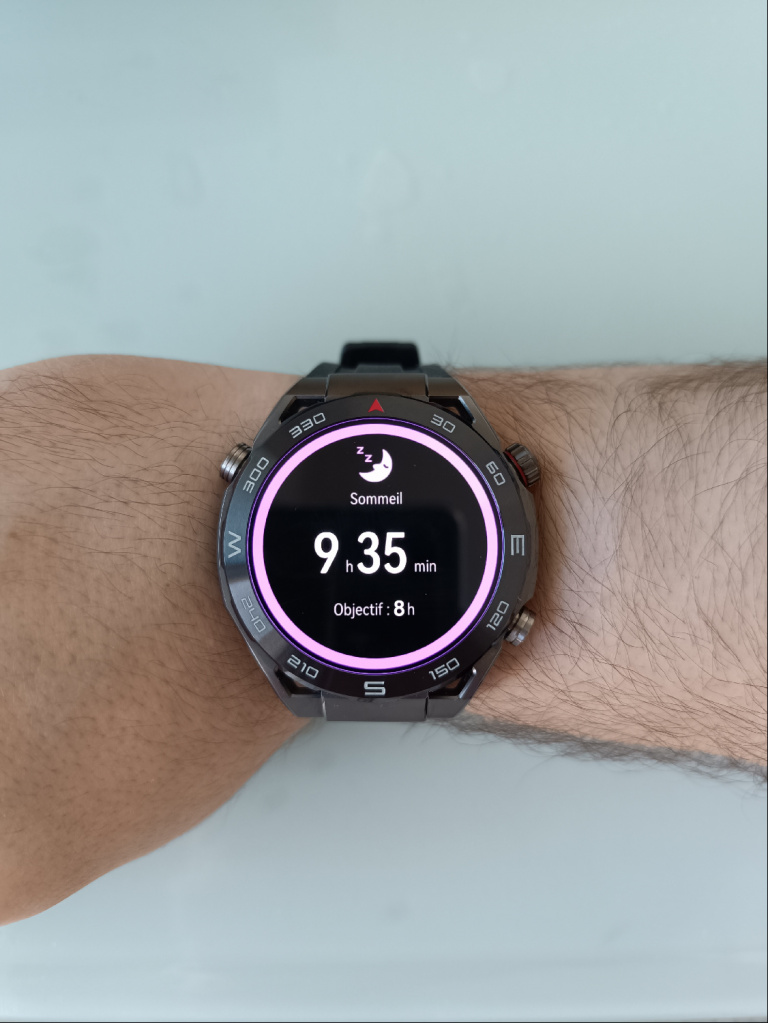 Test Huawei Watch Ultimate : La montre ultime pour les smartphones Huawei uniquement ?