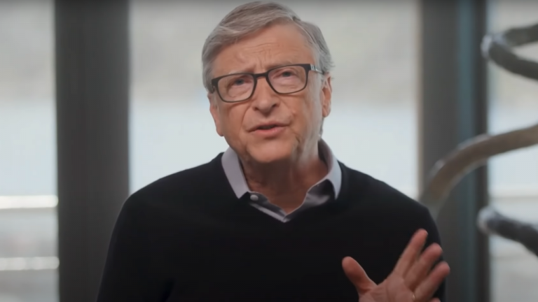« Vous n’irez plus jamais sur Amazon » pour Bill Gates, l’IA va révolutionner nos vies et faire très mal aux GAFAM