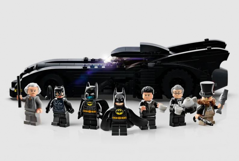 Nouveauté LEGO : le set Batman avec Batcave et Batmobile sort officiellement aujourd'hui 