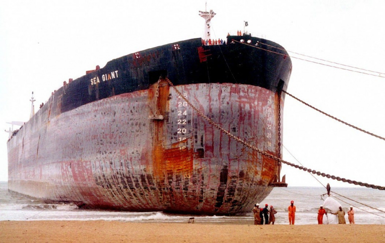 Seawise Giant : le plus long bateau qui ait jamais navigué sur les mers était plus long que la Tour Eiffel
