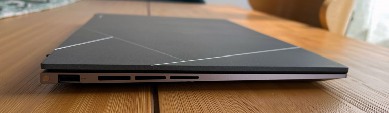 Test Asus Zenbook 15 OLED : le meilleur ultra-portable 15 pouces
