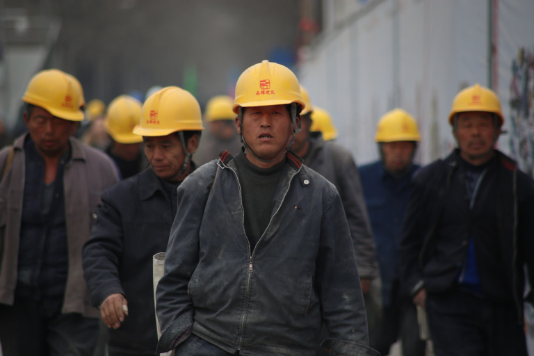 La Grande Usine du monde s’épuise : les jeunes Chinois et asiatiques ne veulent plus travailler dans l’industrie
