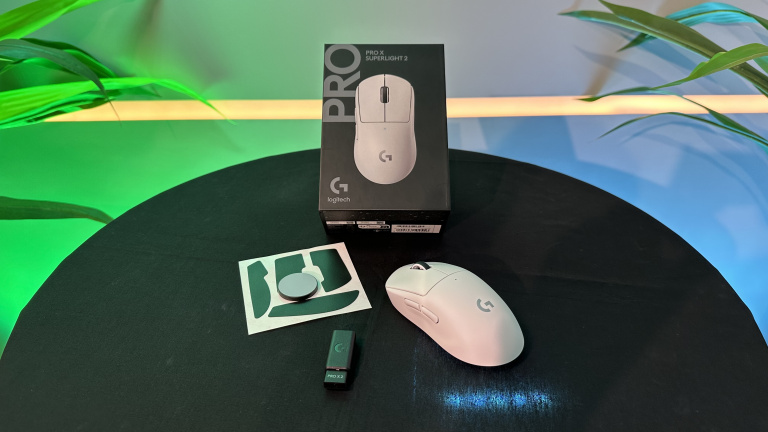 Test Logitech G Pro X Superlight 2 : une nouvelle souris gamer aussi légère que performante ?