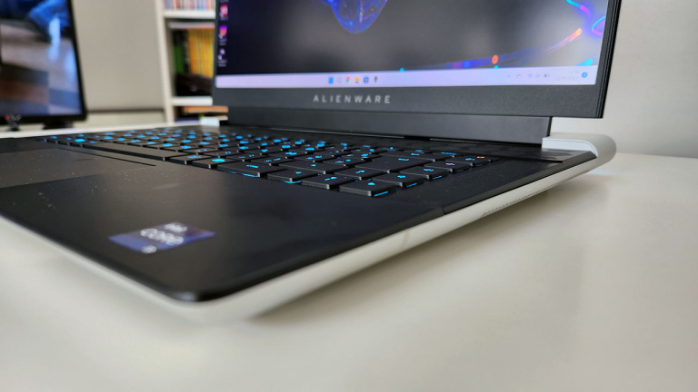 Test Alienware X16 R1 (2023) : le PC portable gamer qui allie puissance et silence