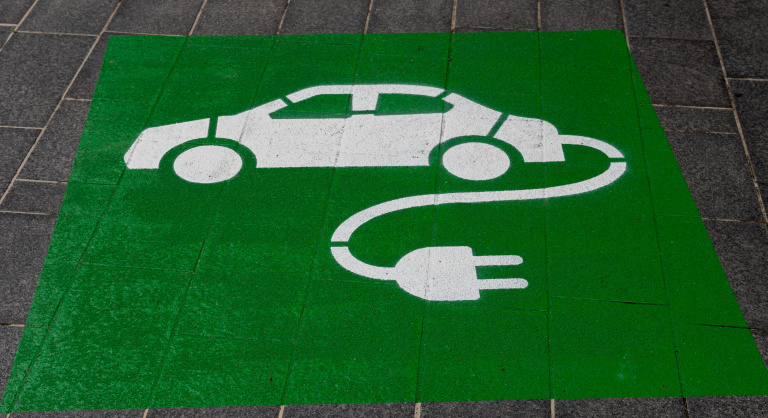 Bonus écologique : mauvaise nouvelle si vous aviez prévu d’investir dans une voiture électrique dans les prochains mois…