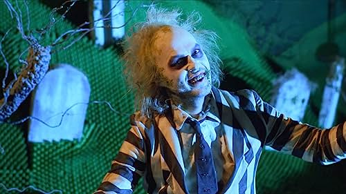 "Il ne voulait pas le faire" Cet acteur qui a incarné Batman hésitait à jouer dans ce film de Tim Burton avec Jenna Ortega