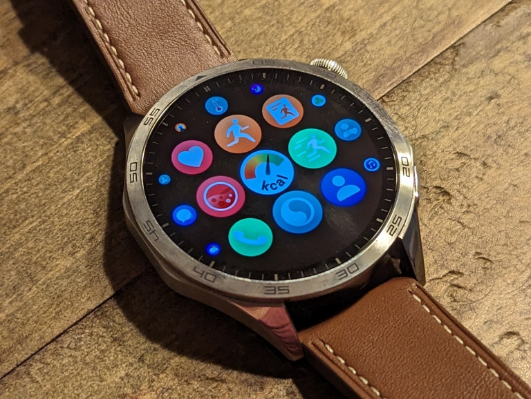 Test Huawei Watch GT 4 : la montre connectée ultime du constructeur chinois ?
