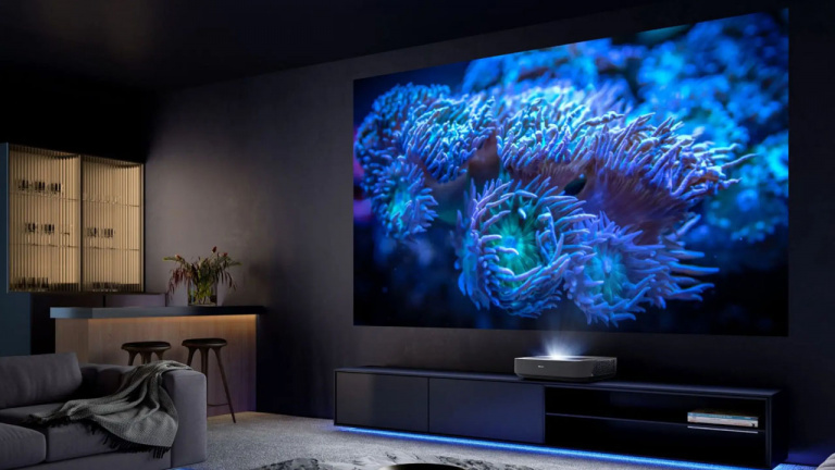 Les TV OLED et QLED grandes tailles sont battues à plate couture par la projection Laser sur 4 points