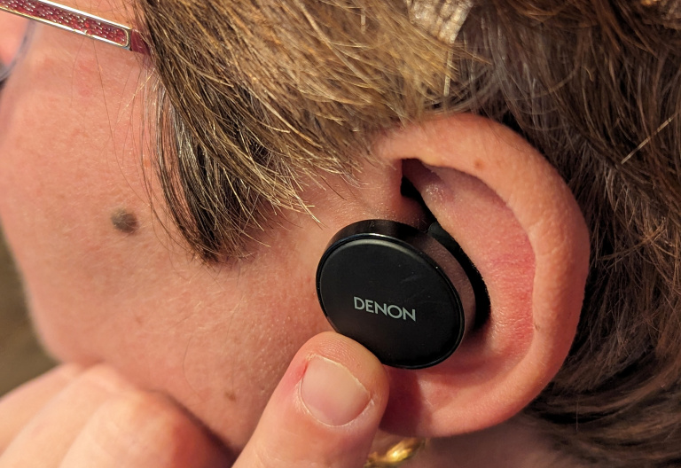 Test Denon PerL Pro : ces écouteurs sans fil haut de gamme ont une arme secrète qui peut tout changer