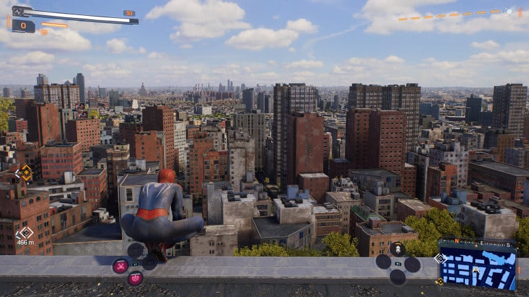 La PS5 revêt le costume de Spiderman à l'occasion de la sortie de Marvel's Spider-Man  2 - Les Numériques
