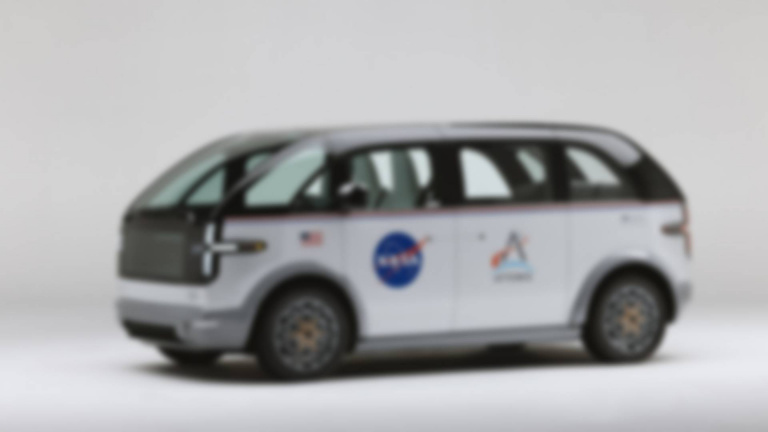40 Km/h de vitesse de pointe, 8 passagers, la NASA dévoile une étrange voiture électrique aux caractéristiques ridicules et au prix délirant
