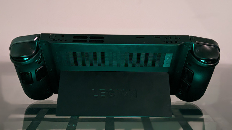 Test de la Legion GO : une console portable surpuissante avec d'excellentes idées. Une vraie concurrente du Steam Deck ?