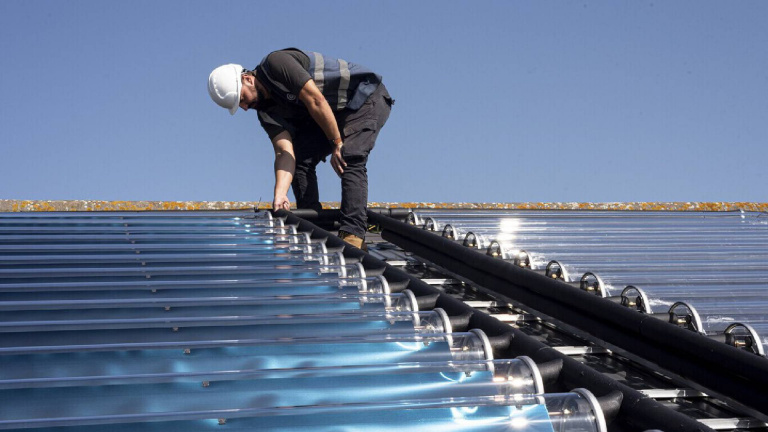 La prochaine grande avancée dans le domaine des panneaux solaires approche déjà : les tubes à vide