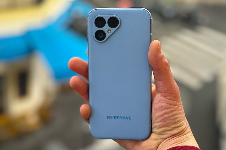 Test du FairPhone 5, un smartphone réparable et écoresponsable plein de bonnes intentions, mais…