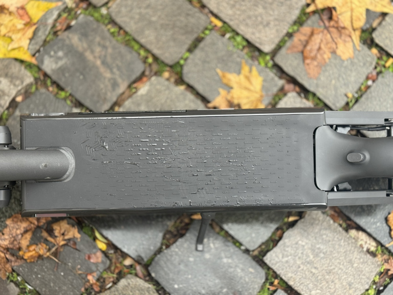 Test Navee S65C : cette trottinette premium est-elle capable de laisser dans le rétro la 4 Ultra de Xiaomi ?