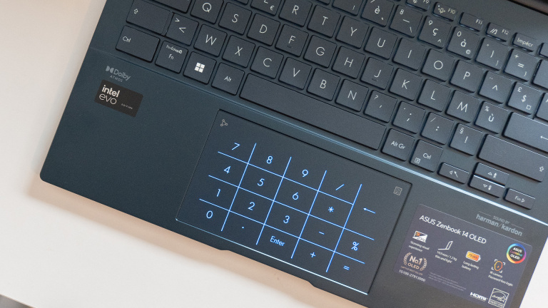 Test Asus ZenBook Flip 13 : Un superbe portable Oled - Le Monde Informatique