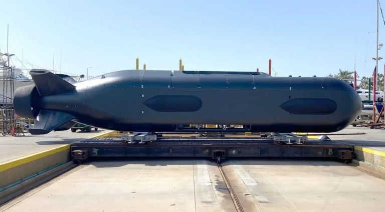 "Il peut effectuer des missions critiques" : l'US Navy reçoit un sous-marin totalement autonome