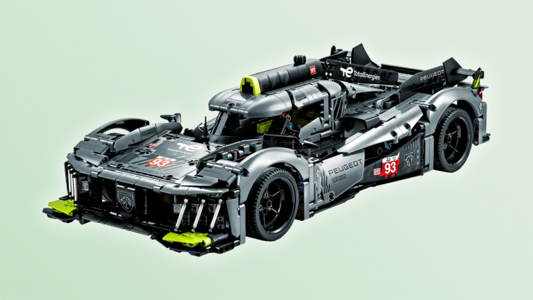 Promo LEGO : Un prix cassé pour le set complexe et rare de l'iconique Peugeot 9X8 des 24h du Mans !