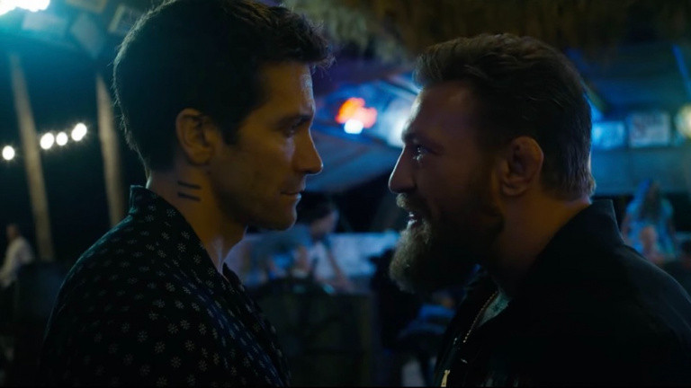 "Il m'a frappé au visage" Le tournage de ce film Amazon a été très physique pour Jake Gyllenhaal : il y affronte une star de l'UFC