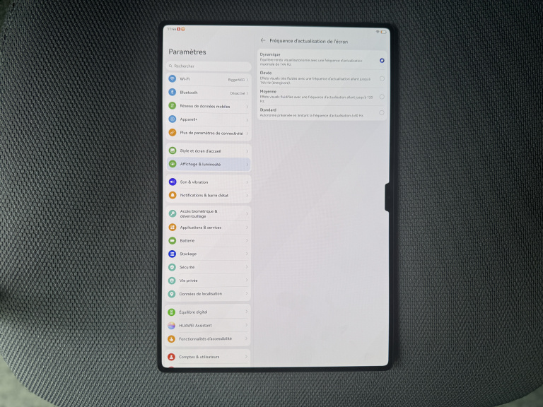 Après deux mois de test, j’en suis convaincu. La tablette MatePad Pro 13.2 de Huawei est une alternative crédible à la Galaxy Tab Ultra et à l’iPad Pro ! 