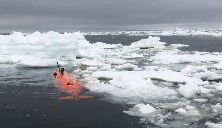 Un sous-marin autonome était censé explorer le glacier Doomsday et a disparu sans laisser de trace