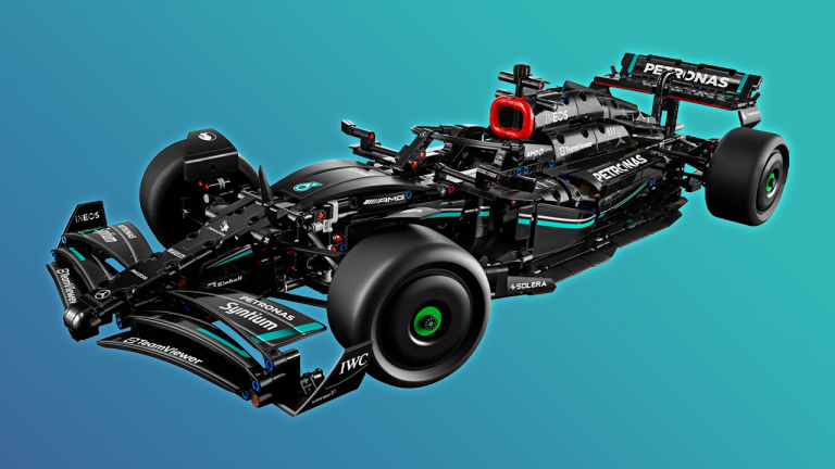 Ce nouveau LEGO Technic complexe se retrouve déjà en baisse de prix ! Les fans de Mercedes vont l'adorer...