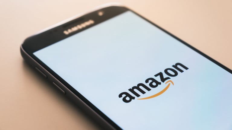 Offre spéciale French Days : 10 euros de réduction pour 50 euros d’achat chez Amazon