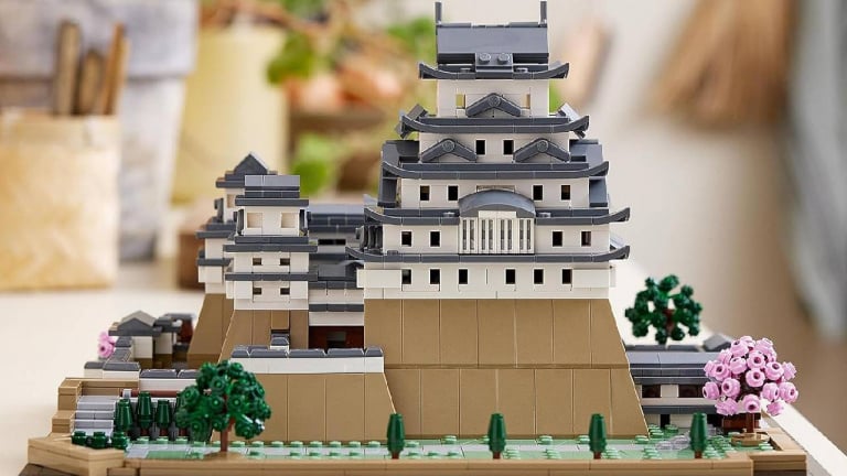 -20% sur le LEGO Architecture Himeji, un set complexe pour les adultes qui permet de reproduire l’un des plus beaux châteaux du Japon