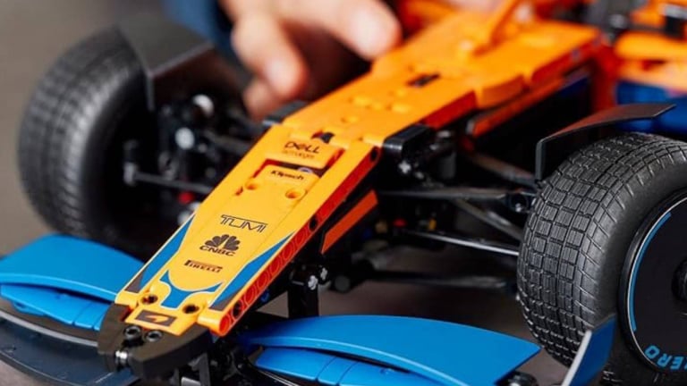 -25% sur le LEGO McLaren Formula 1, un set complexe pour les adultes passionnés de voiture de course