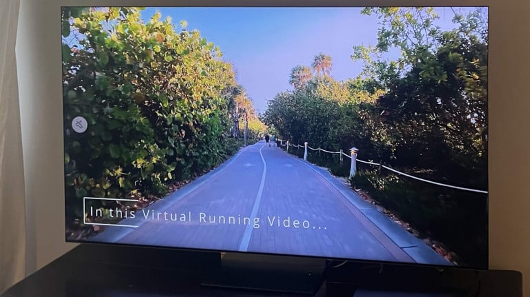 Test TV Samsung QN900D 65'' : un téléviseur 8K optimisé aux IA !