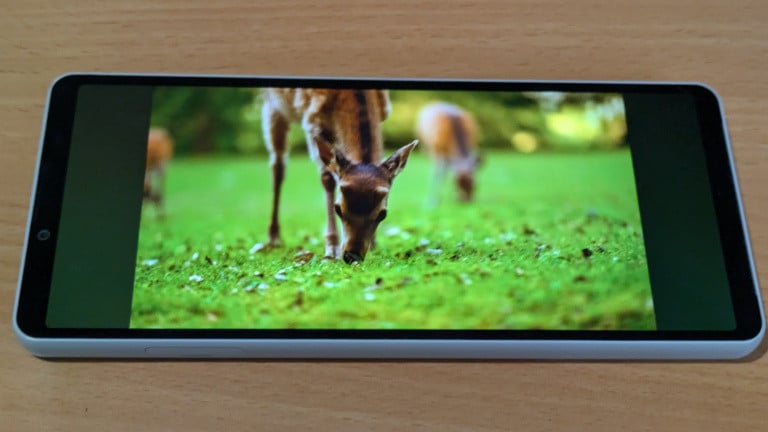Test du Sony Xperia 10 VI : l’autonomie de ce smartphone compact m’a surprise